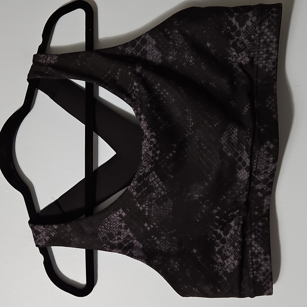 Old Navy Active Women's Black & Gray Patterned Support Sports Bra Size XXL